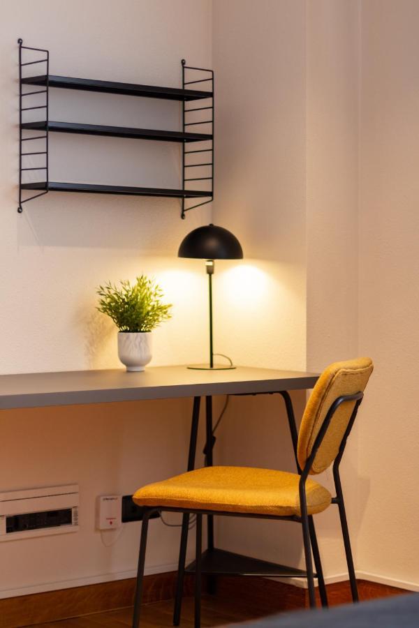 Ah Delux3rooms Campus Milan Vut6519as
