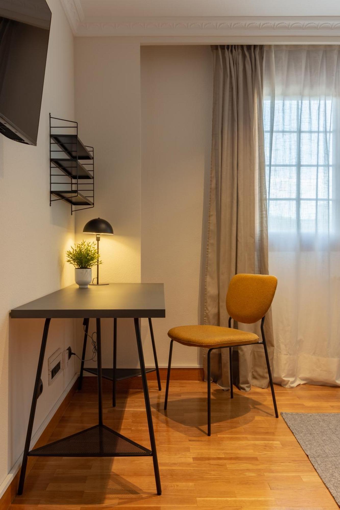 Apartamento Ah Delux3rooms Campus Milan Vut6519as Oviedo